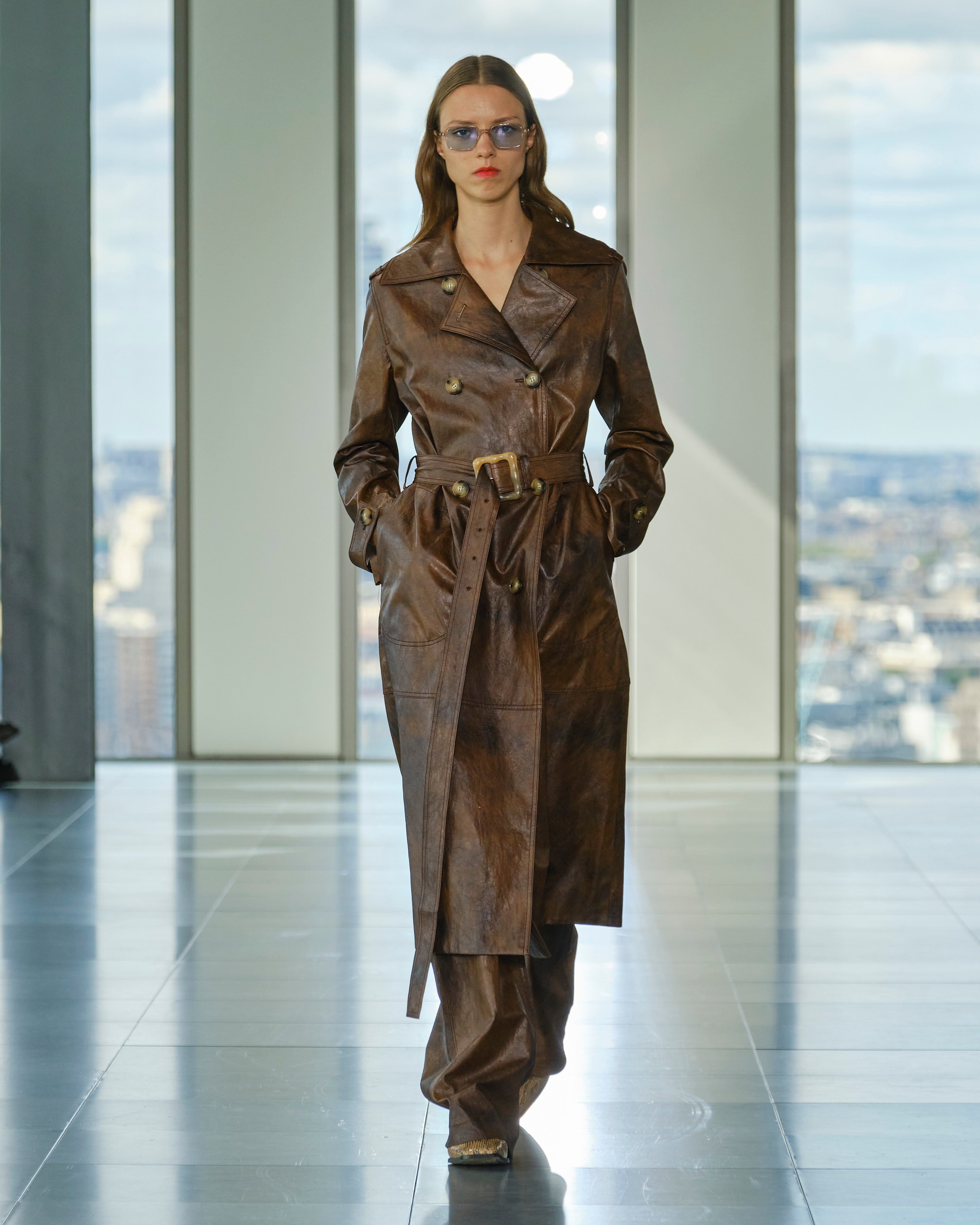 SS23 Runway – REJINA PYO