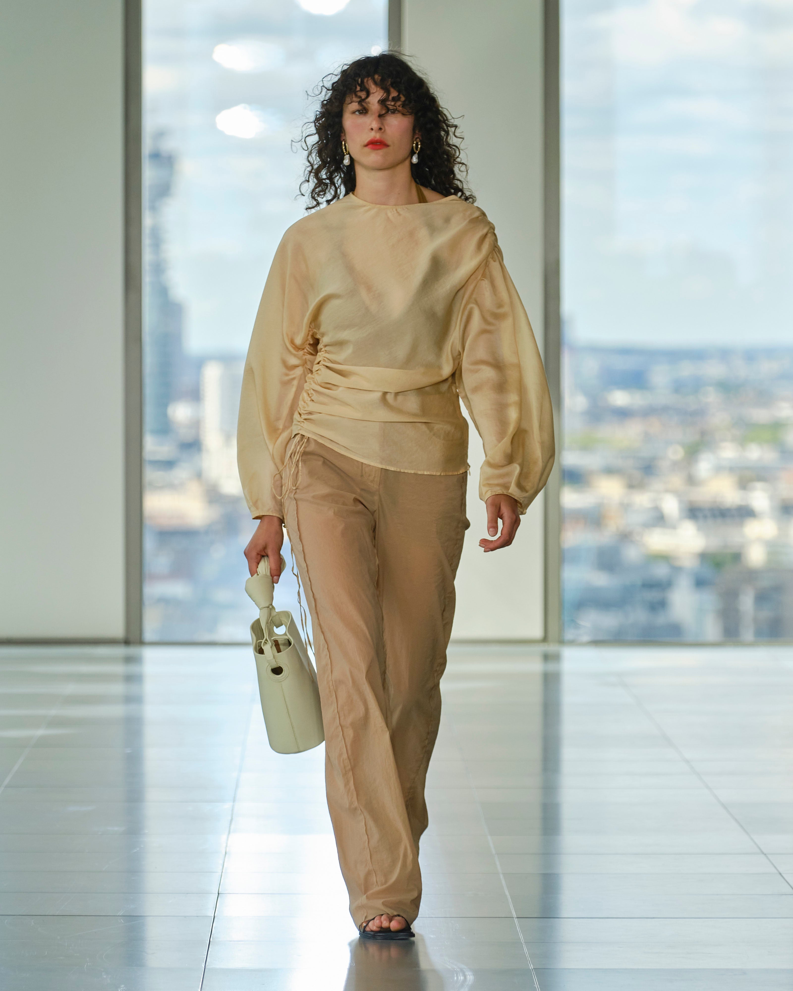 SS23 Runway – REJINA PYO