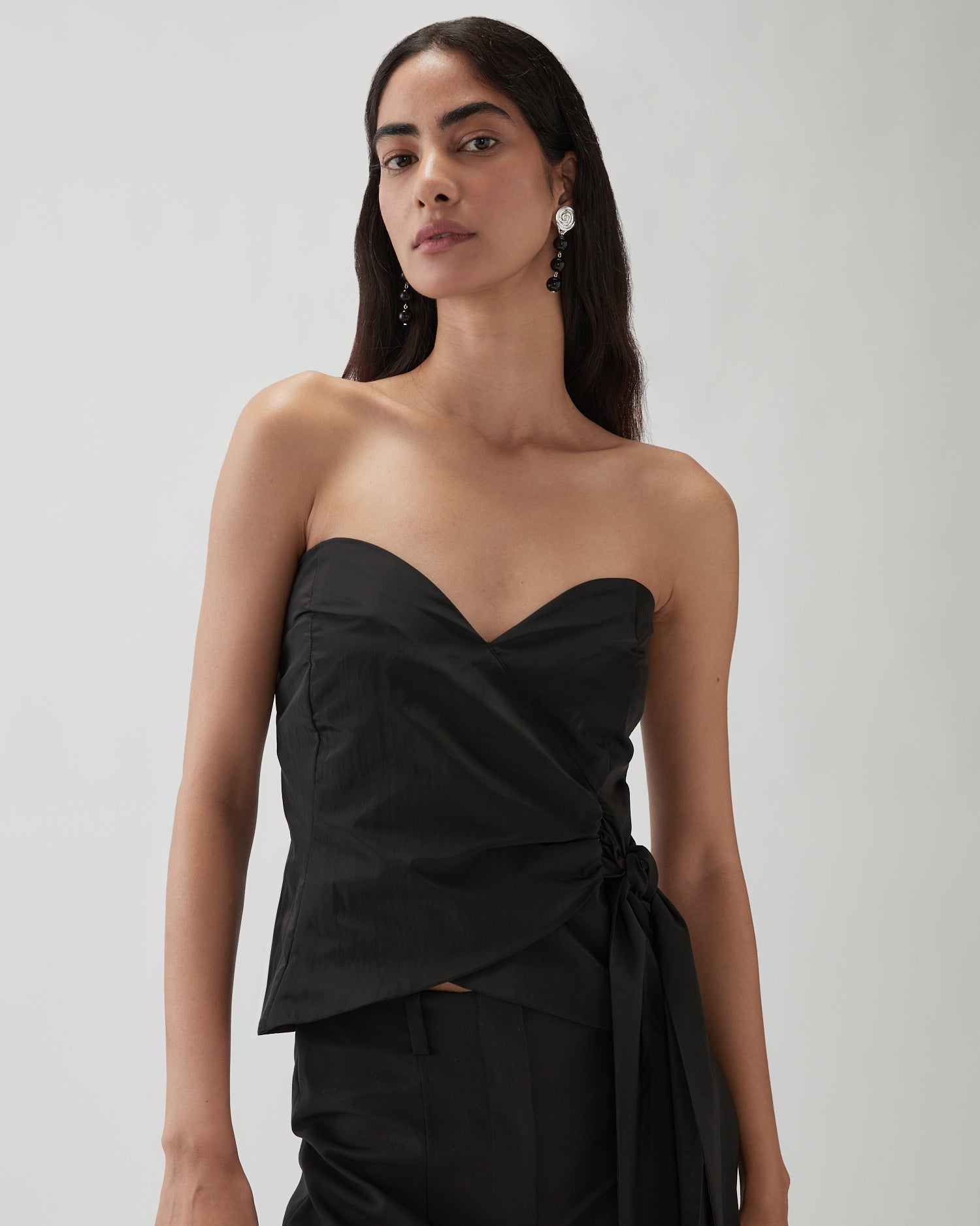 TOPS – REJINA PYO