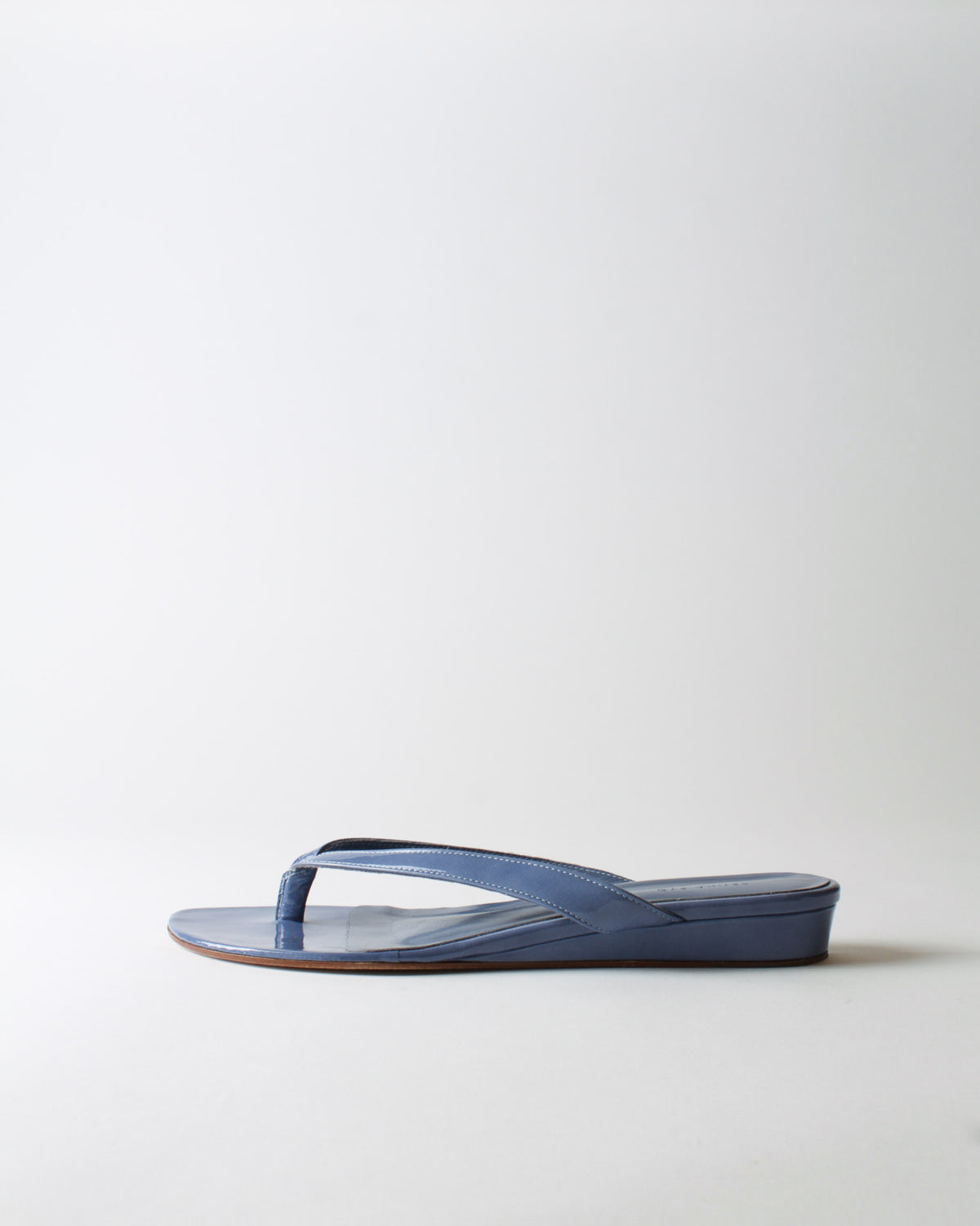 Wedge Thong Leather Patent Jean Blue